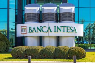 intesa-sanpaolo,-utile-record-e-focus-su-stabilità
