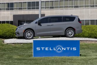 bruxelles-e-l’auto:-rivedere-ora-la-strategia-elettrica
