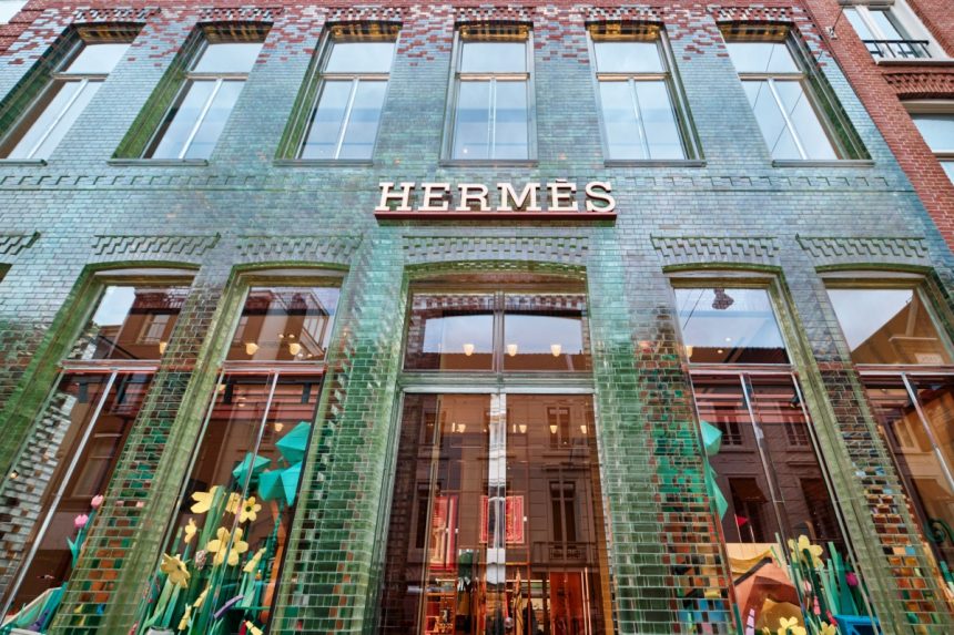 il-paradosso-del-“desiderio”-nel-lusso-hermès