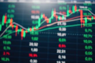 milano-positiva-con-banche-in-evidenza